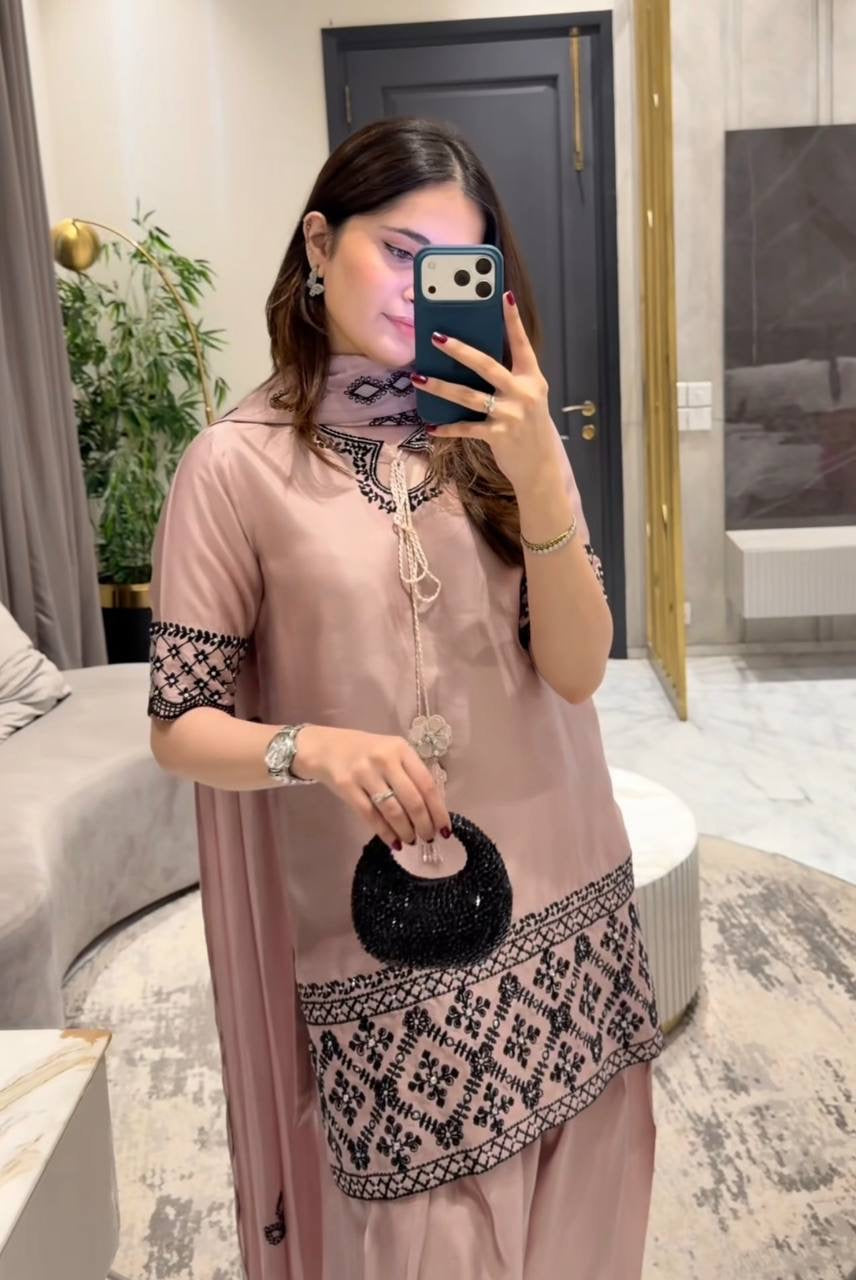 Dusty Pink Embroidered Crep Silk Kurta with Farshi Salwar & Dupatta Set