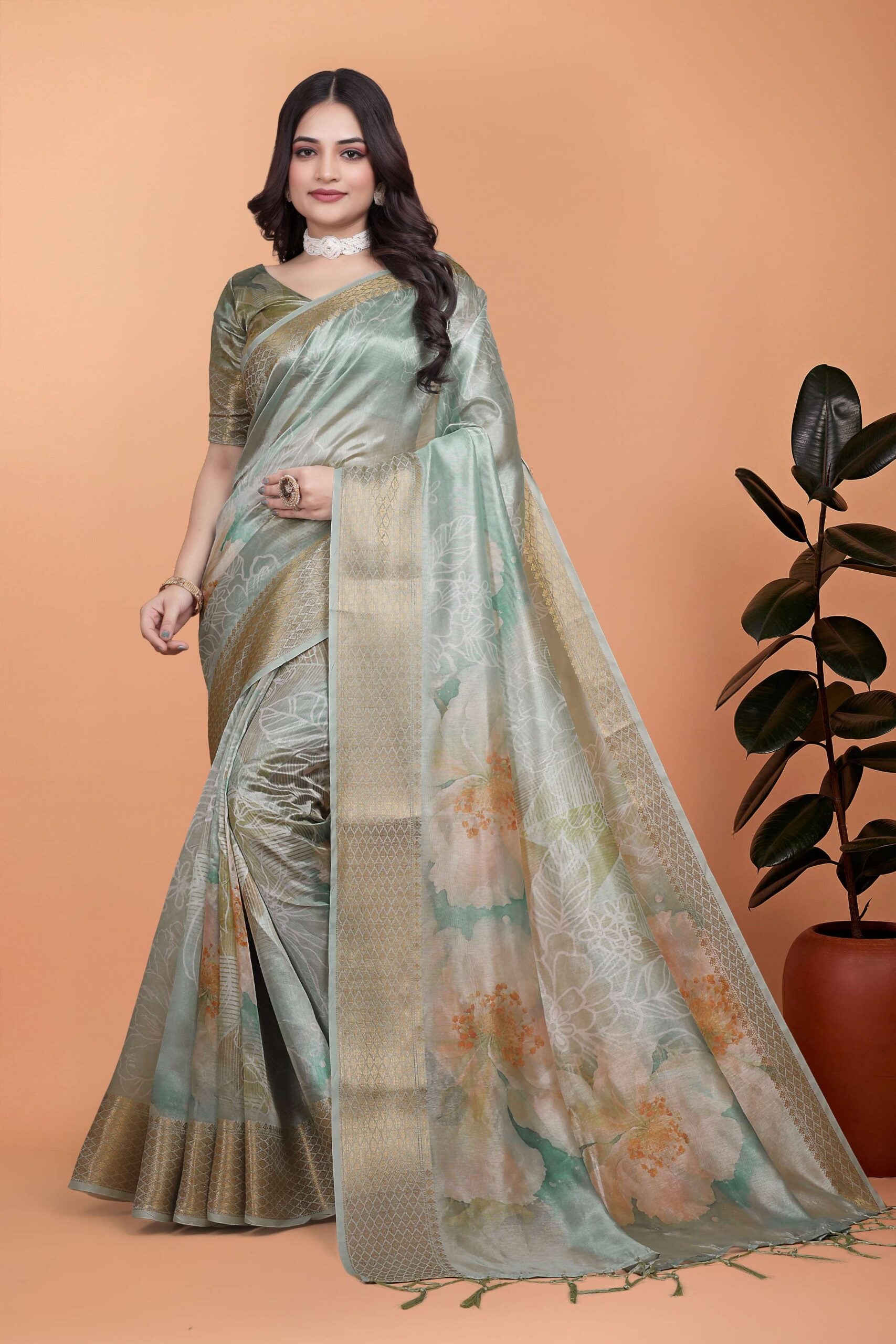 Add a touch of serene Saree