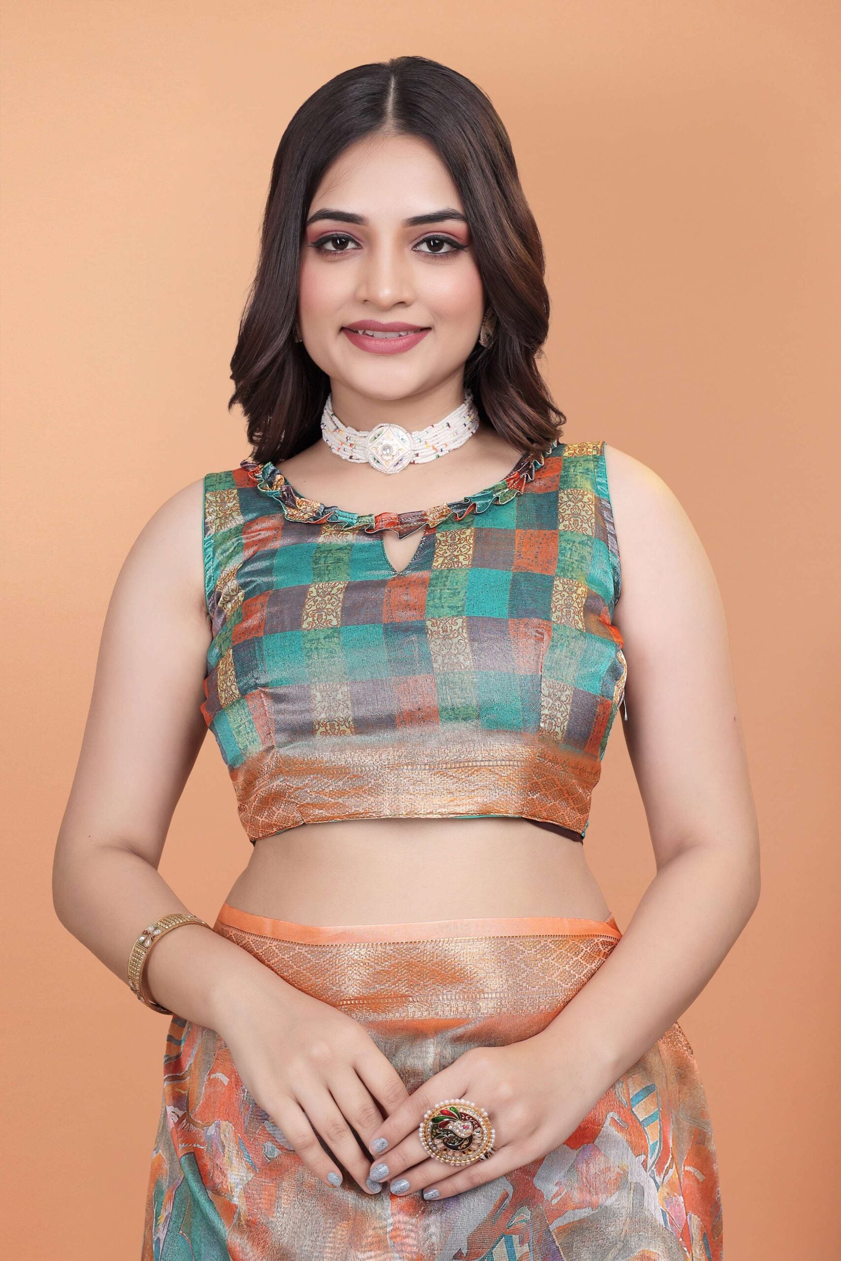 The saree is lightweight and Saree