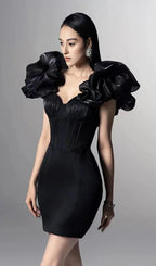 Carvi Shadow Luxe Dress - Snyvia