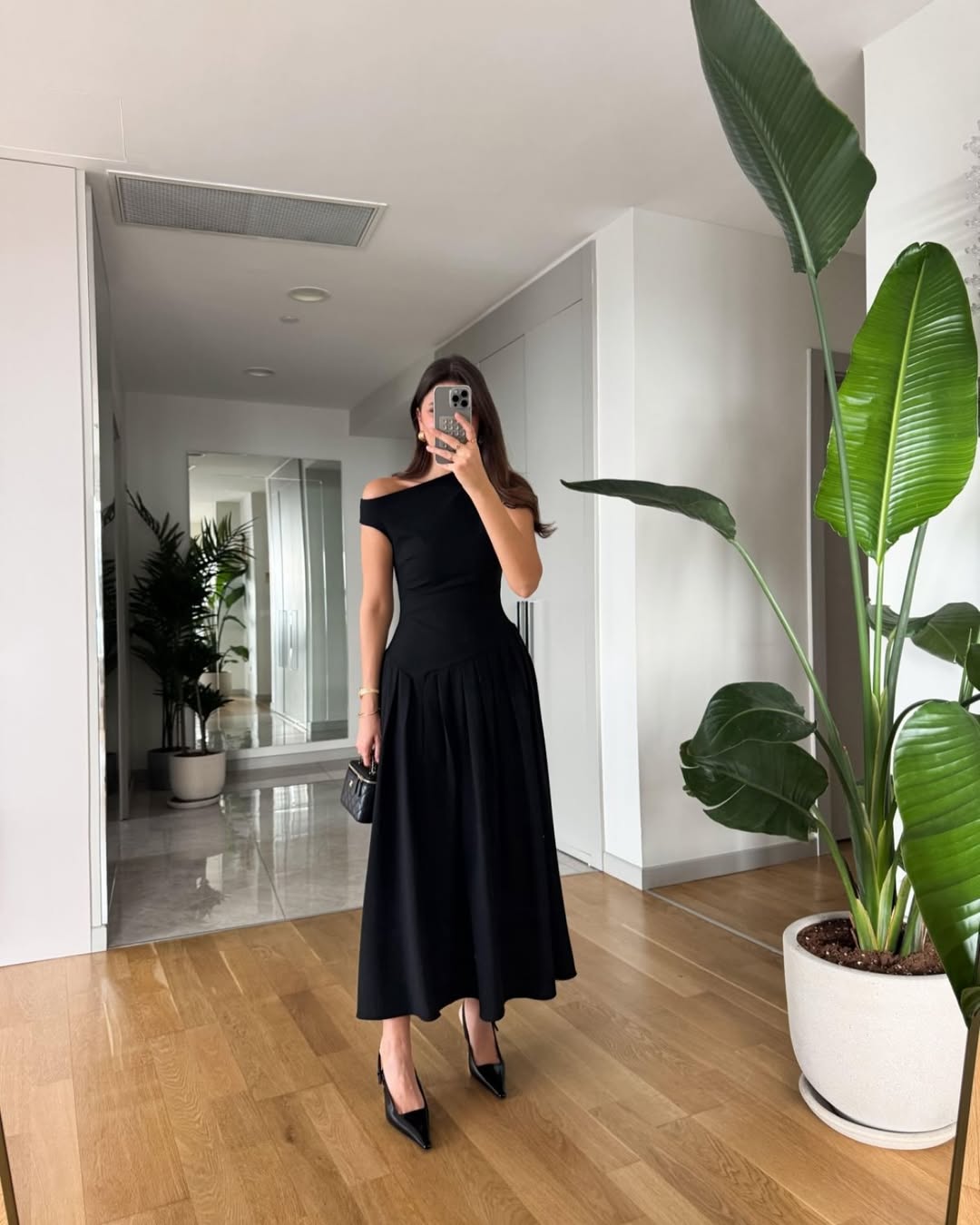 Elegant Slope Neck Slim Fit Dress