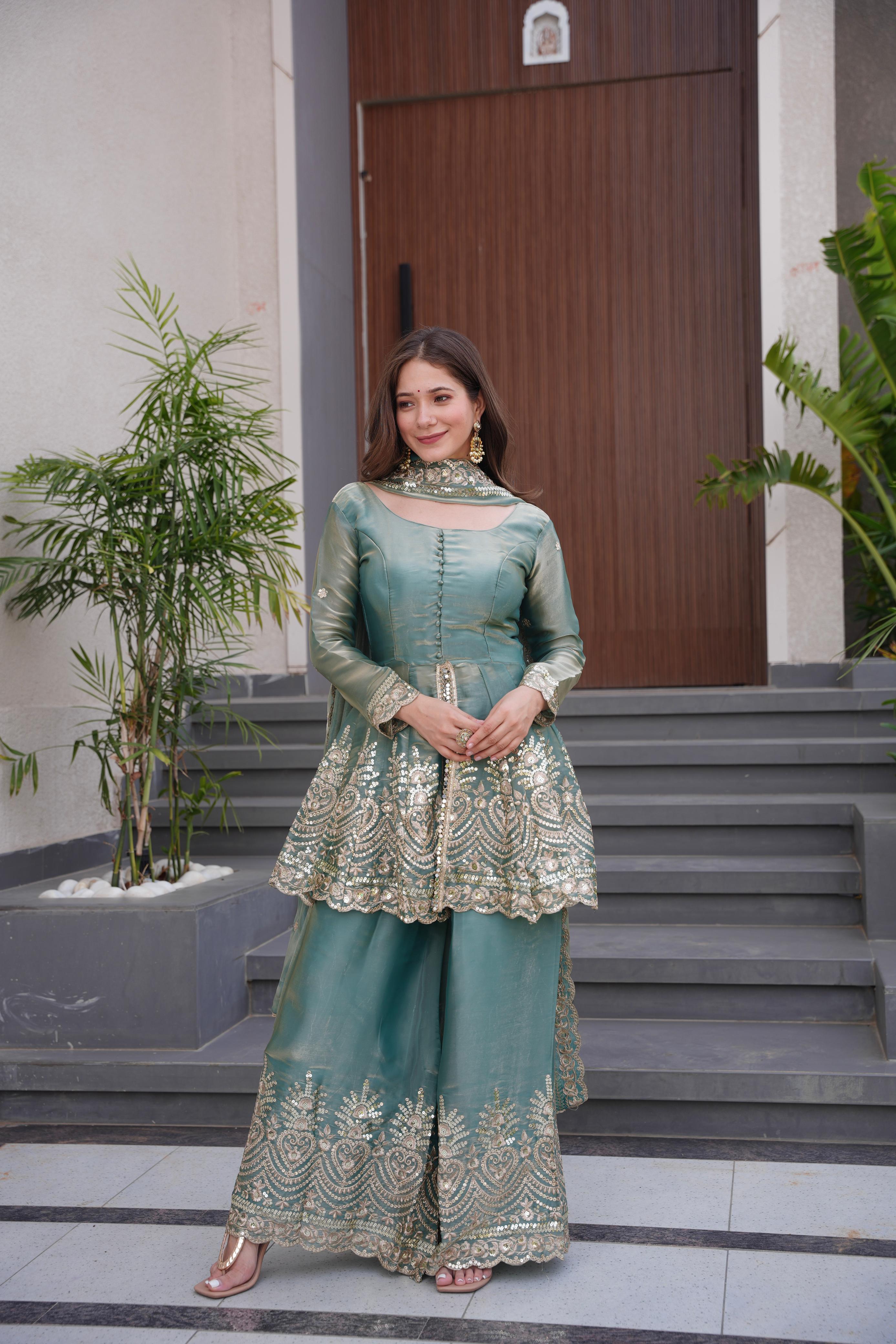 Mehfil-E-Noor Sharara
