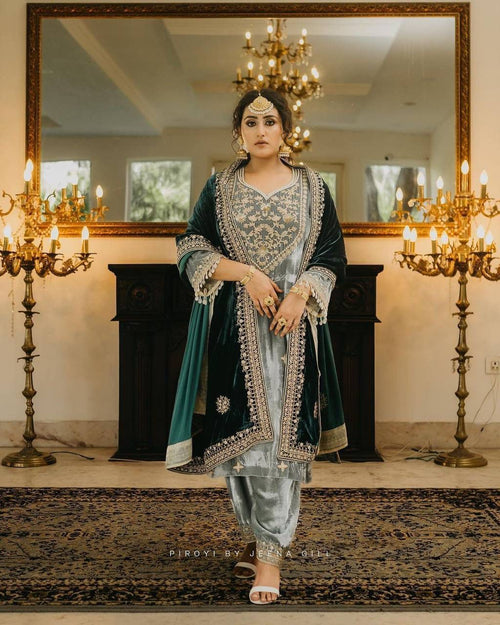 Gulzaar Palazzo Suit Set at Snyvia