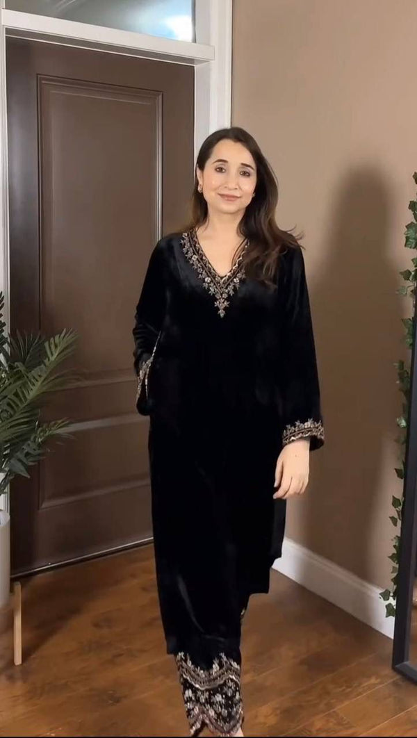 Royal Chand Velvet Kurta Plazzo Set