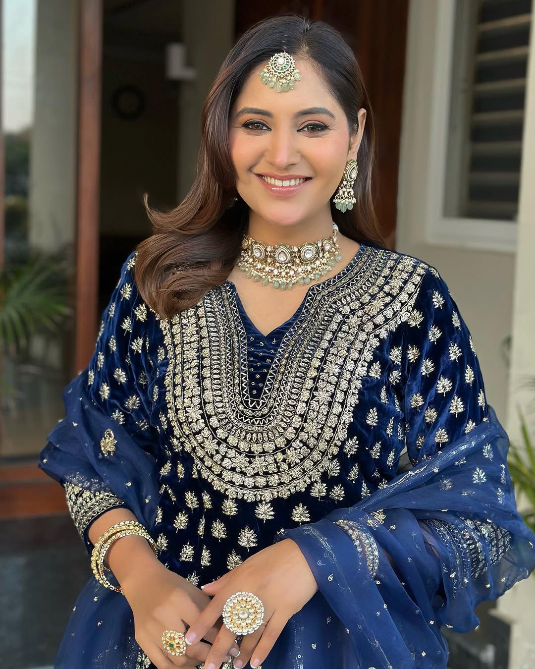 Velvet Plazzo Kurta Set with Zari Embroidery