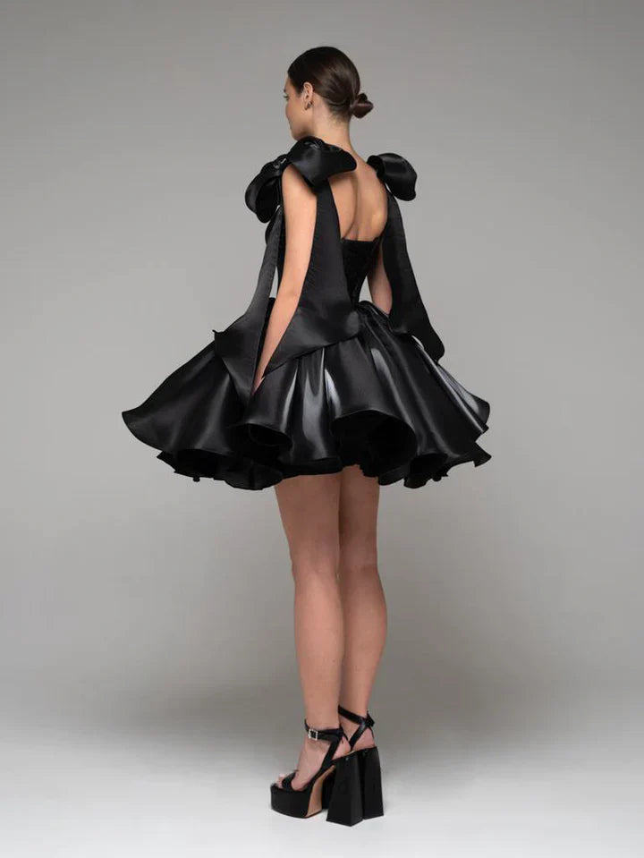 Larvik Elegance Bow Black Dress