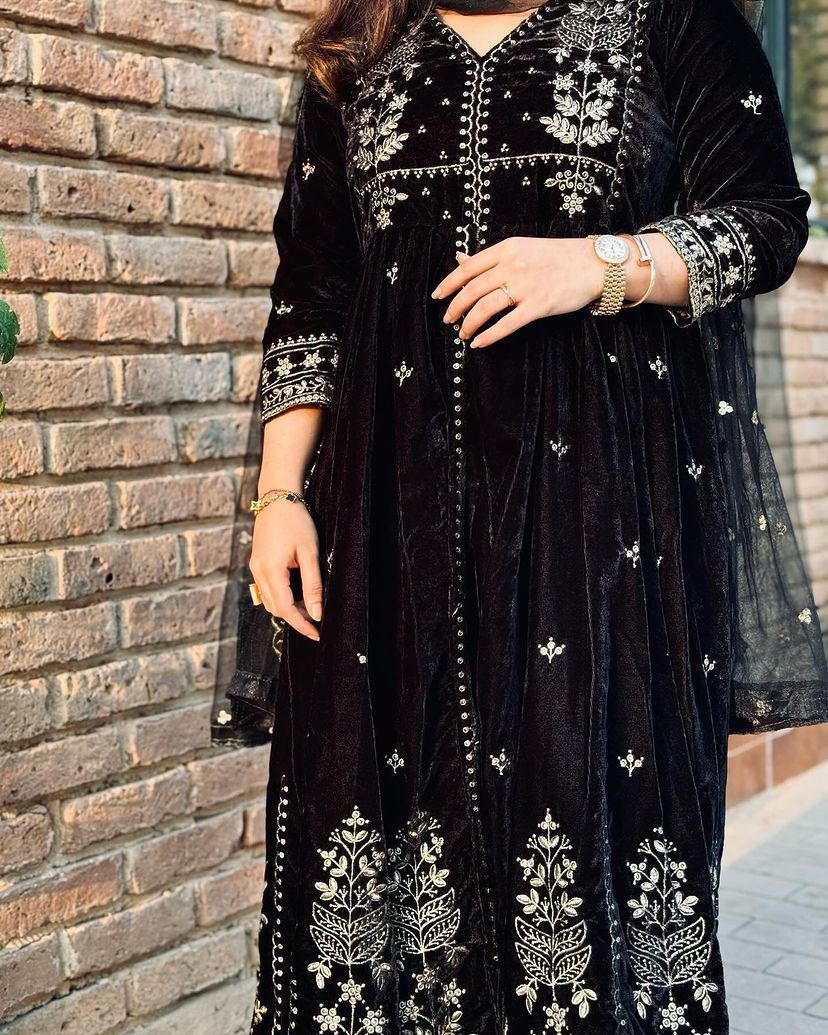 Luxury Velvet Winter Anarkali Set with Dupatta