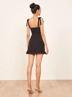 Mesa Signature Bodycon Dress - Snyvia