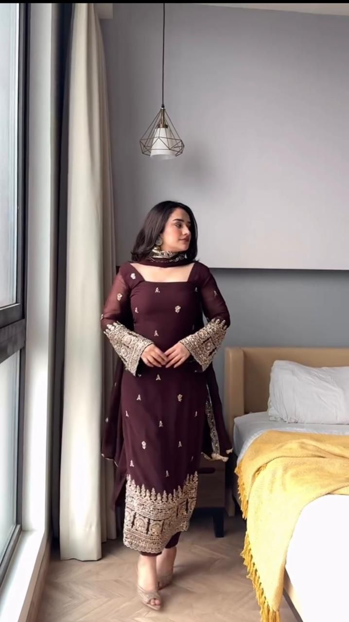 Modern Diva Designer Suit & Pant