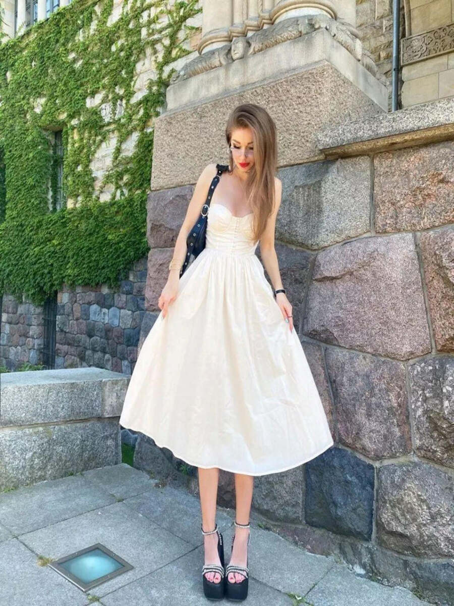 Modern Flare Corset Dress - Snyvia