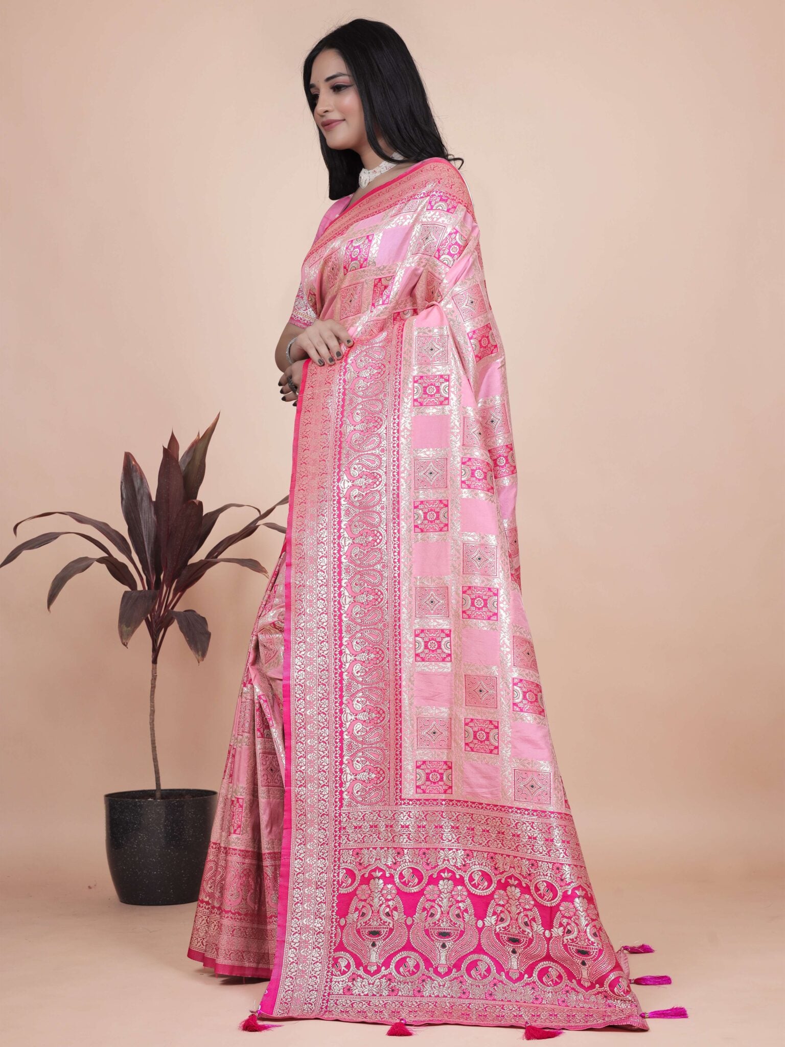 Celebrate elegance and tradition with Saree