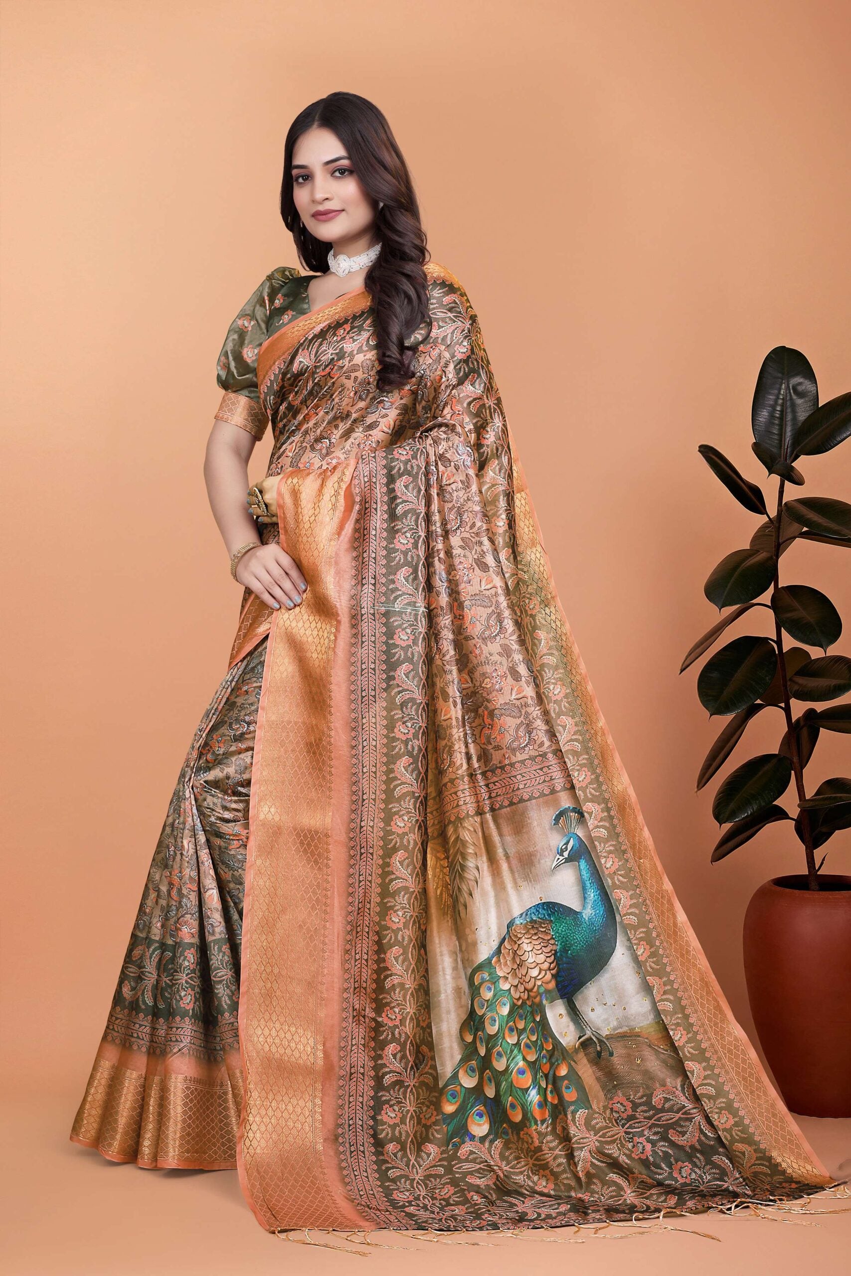 Radiate elegance in this exquisite Saree