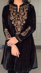 Ziva Thread Embroidered Velvet Co-Ord Set