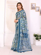Bring a fresh, contemporary twist Saree