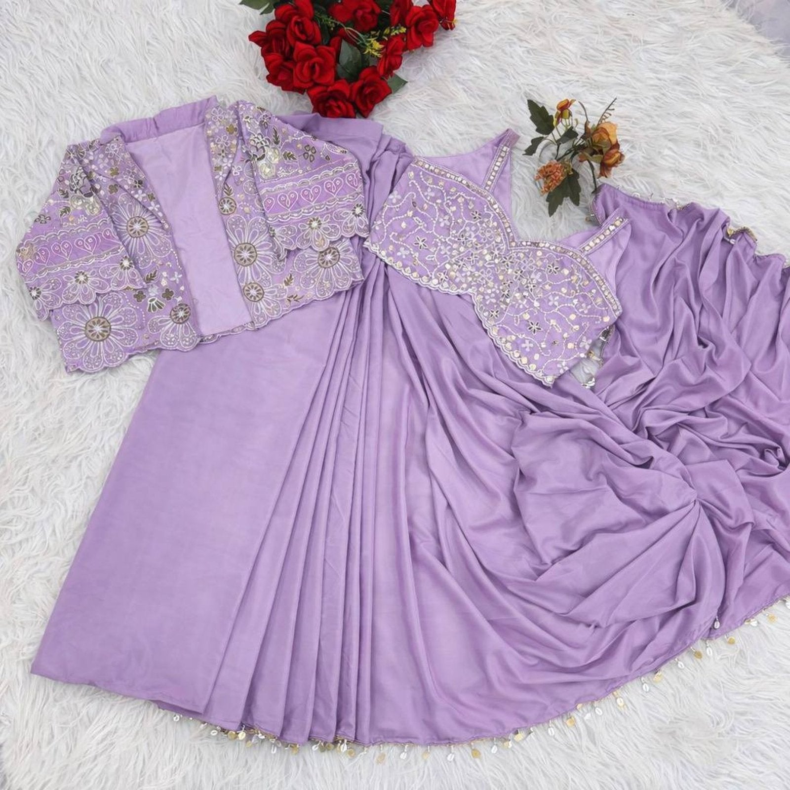 Lavender Crepe Saree Set - Sequence embroidery work detail