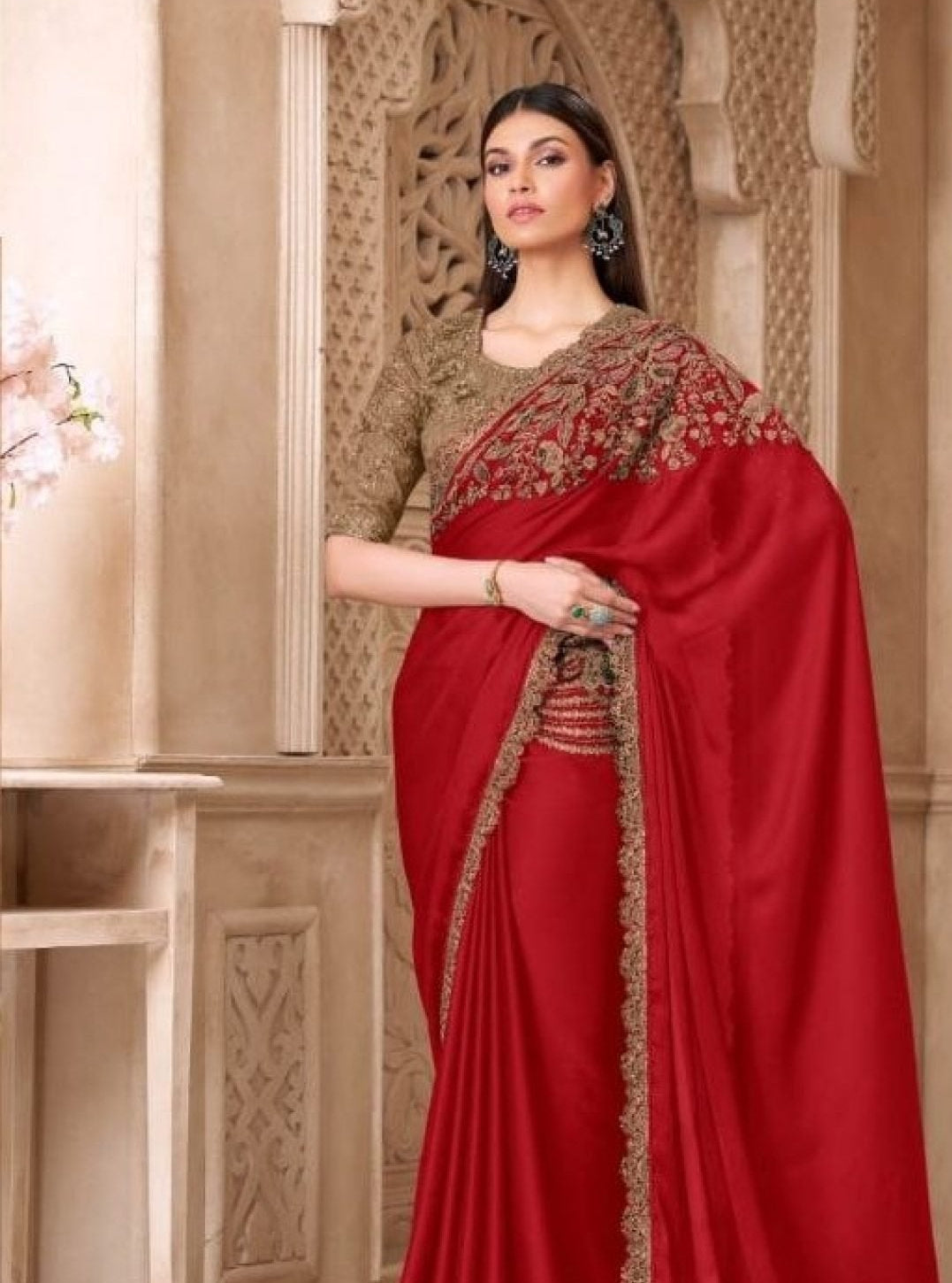 Red Tussar Saree Set - drape and pallu detail