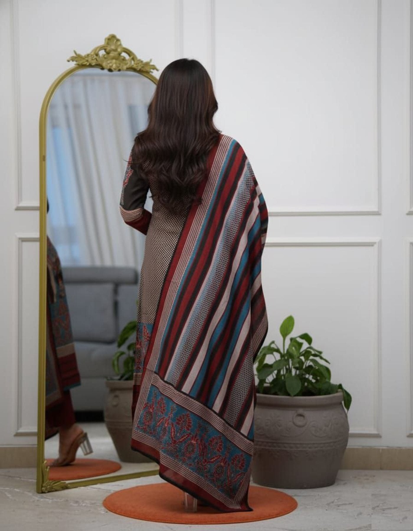 Rayon Printed Kurta Pant Lightweight Mul Cotton Dupatta back view