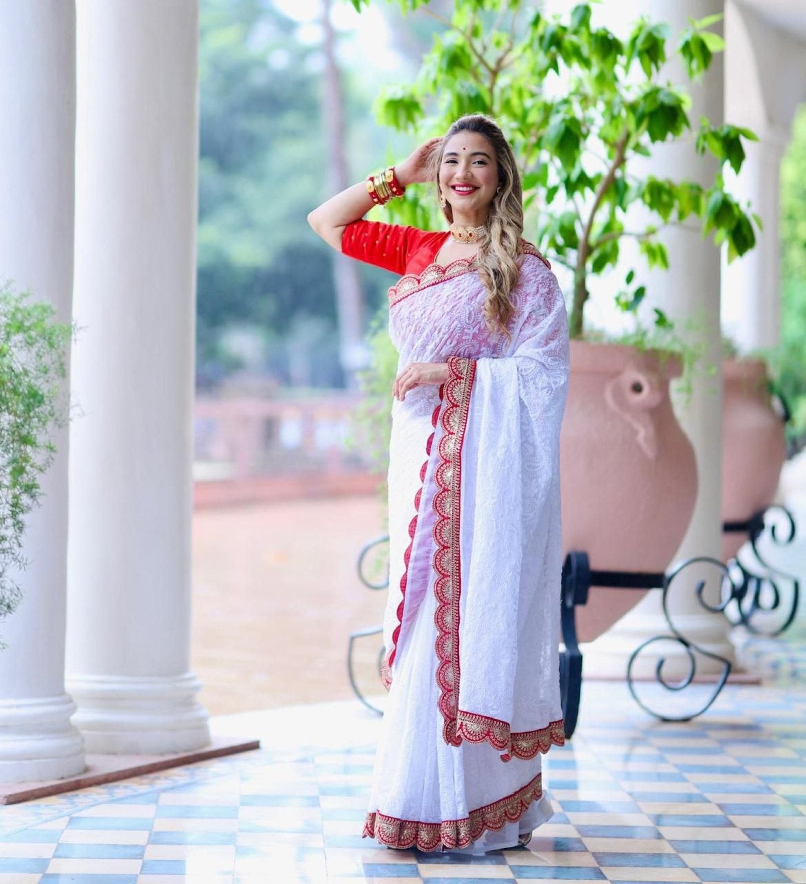 Georgette Saree - side drape view