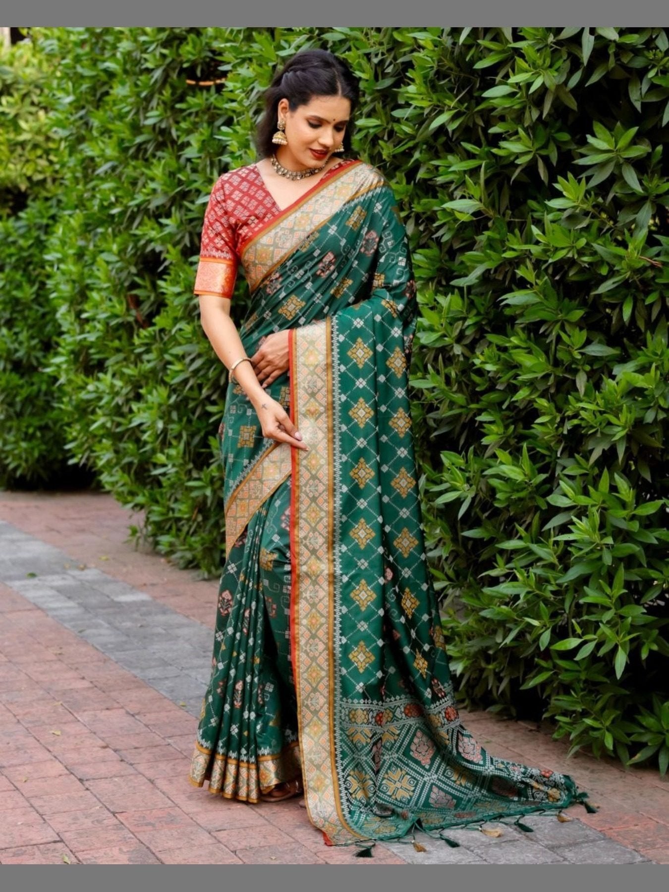 Patola Saree - side drape view