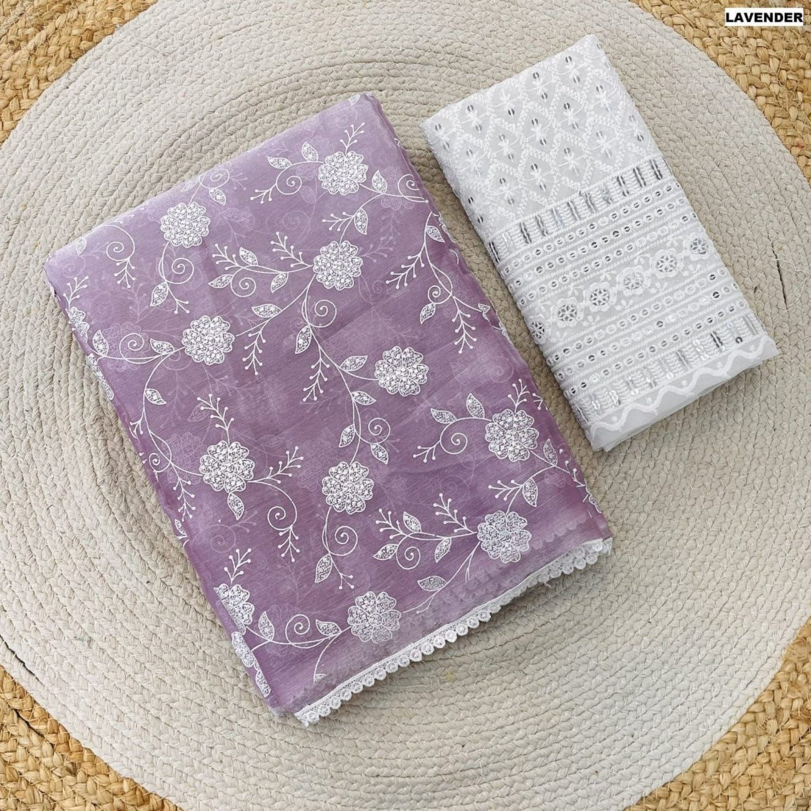 Lavender Saree - drape and pallu detail