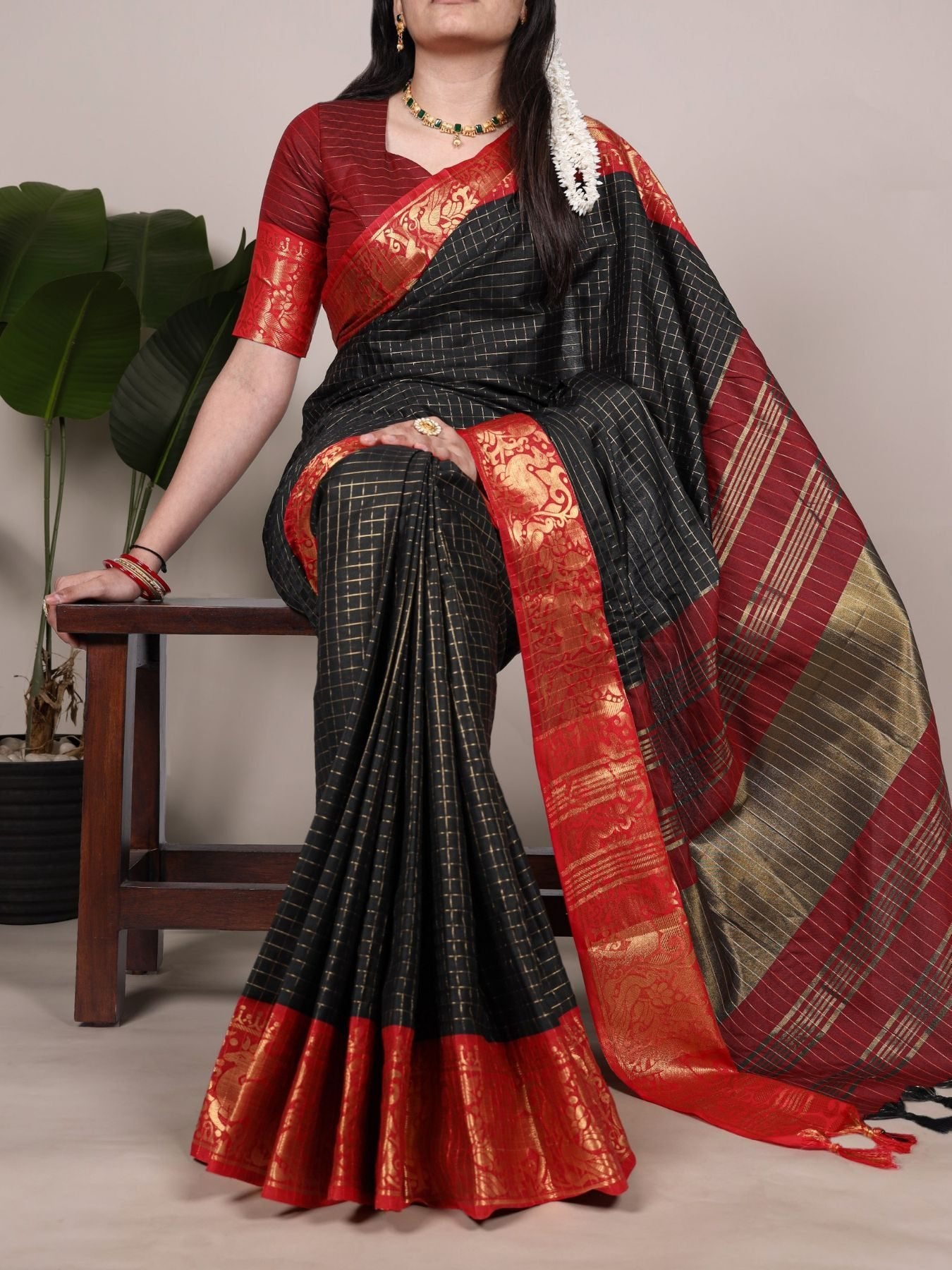 Black Cotton Saree for women - full front view | Snyvia