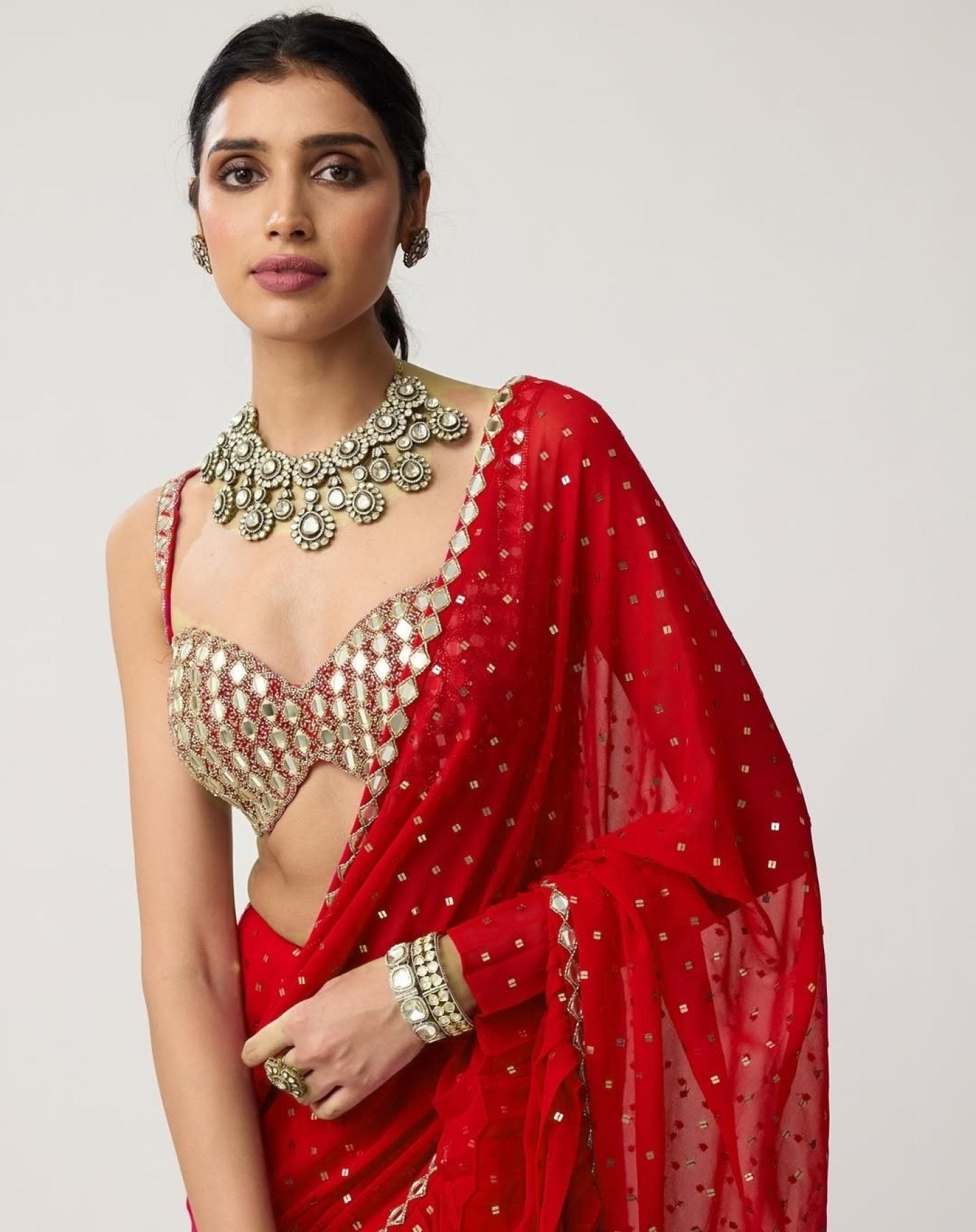 Red Saree - detail view 12