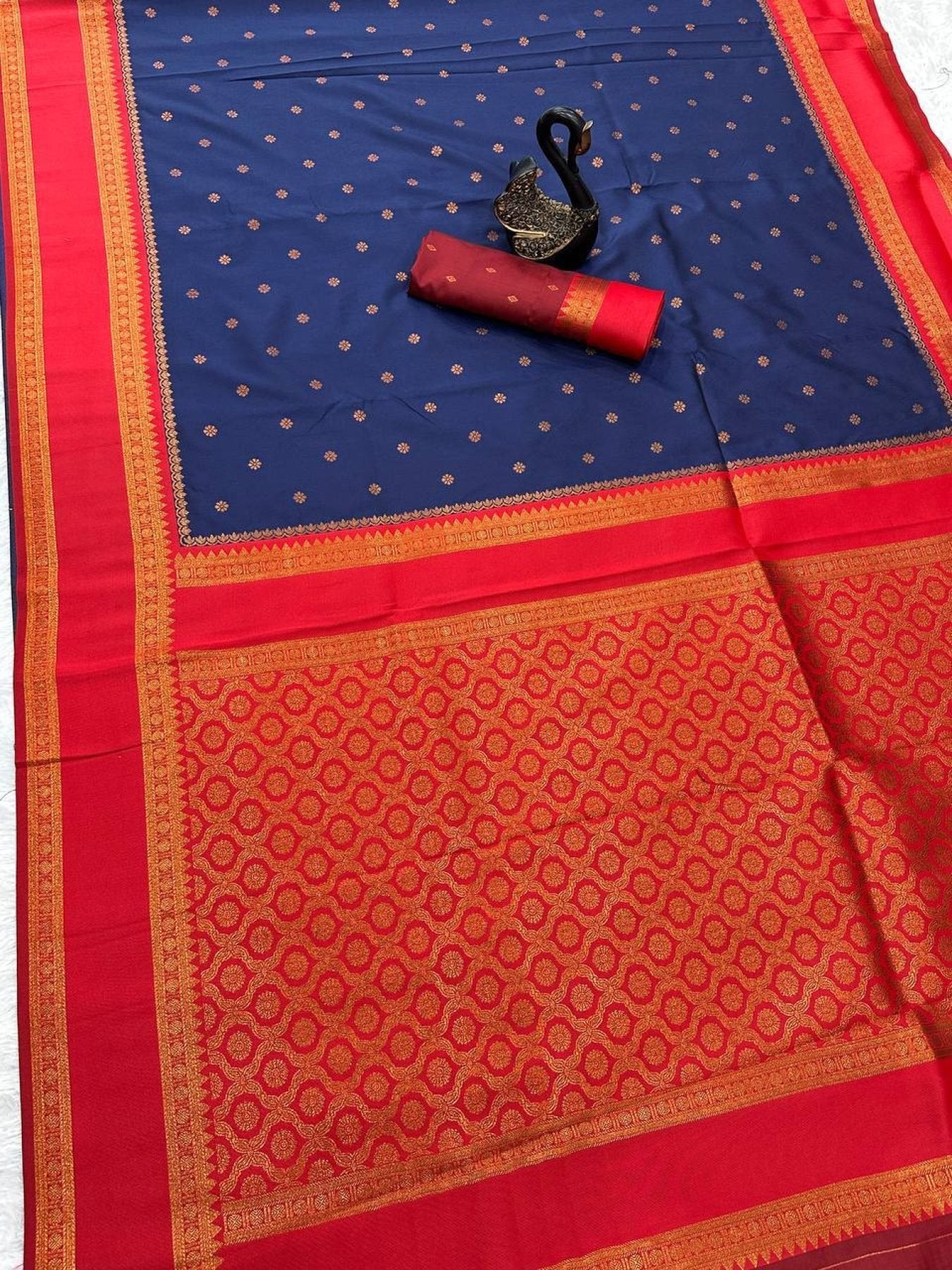Blue Silk Saree - drape and pallu detail