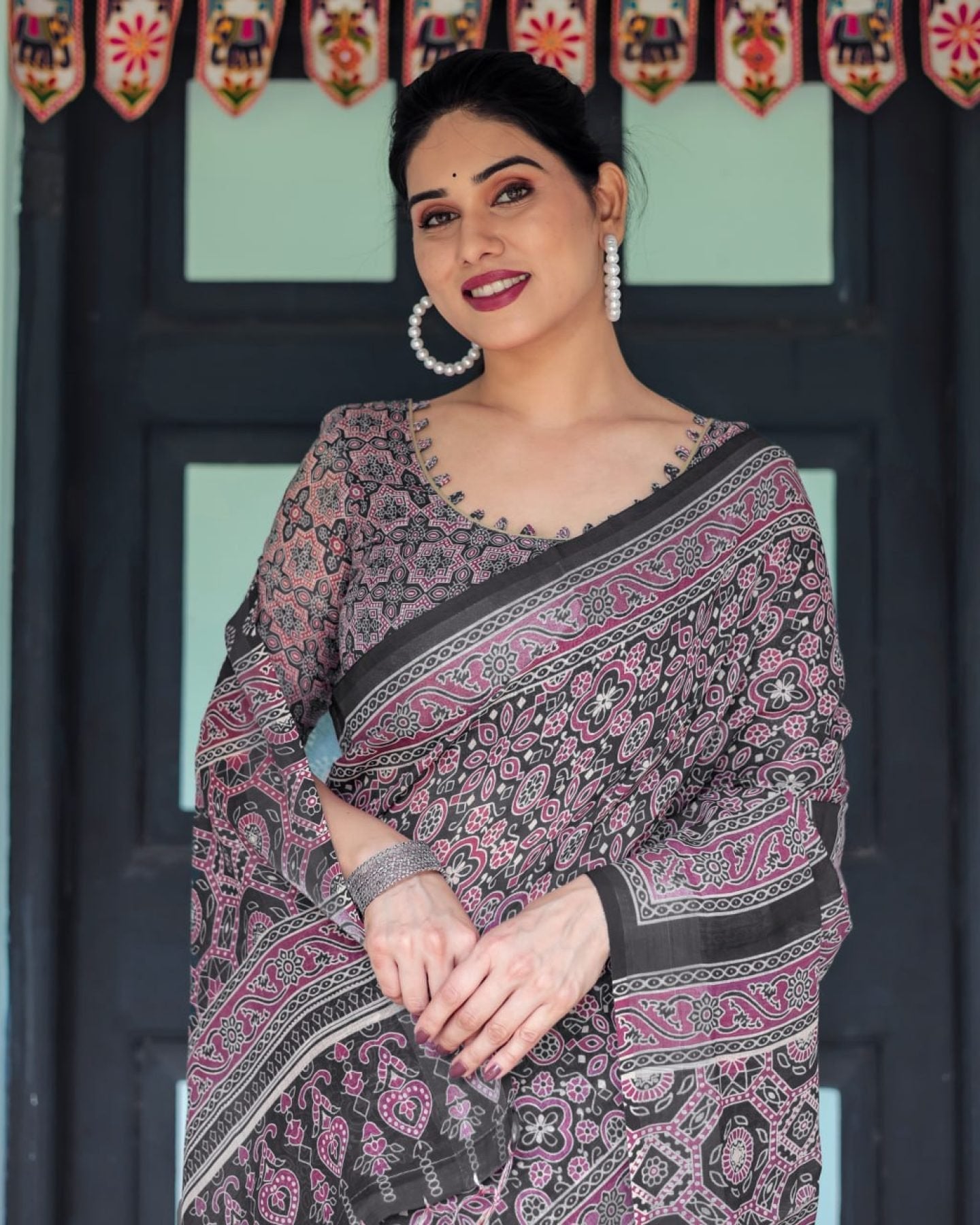 Black Cotton Saree - embroidery work detail