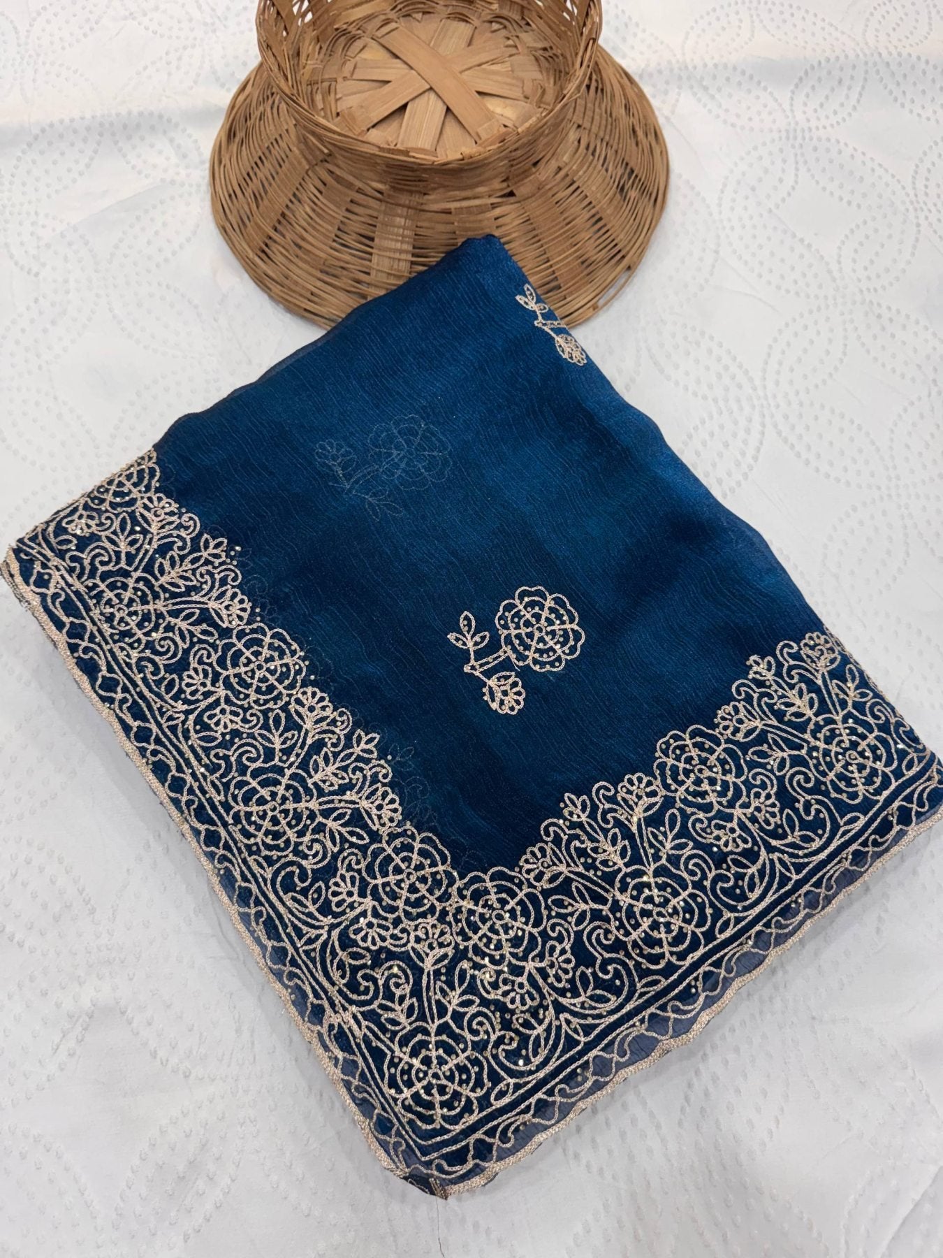 Blue Chiffon Saree - Embroidery pallu design detail