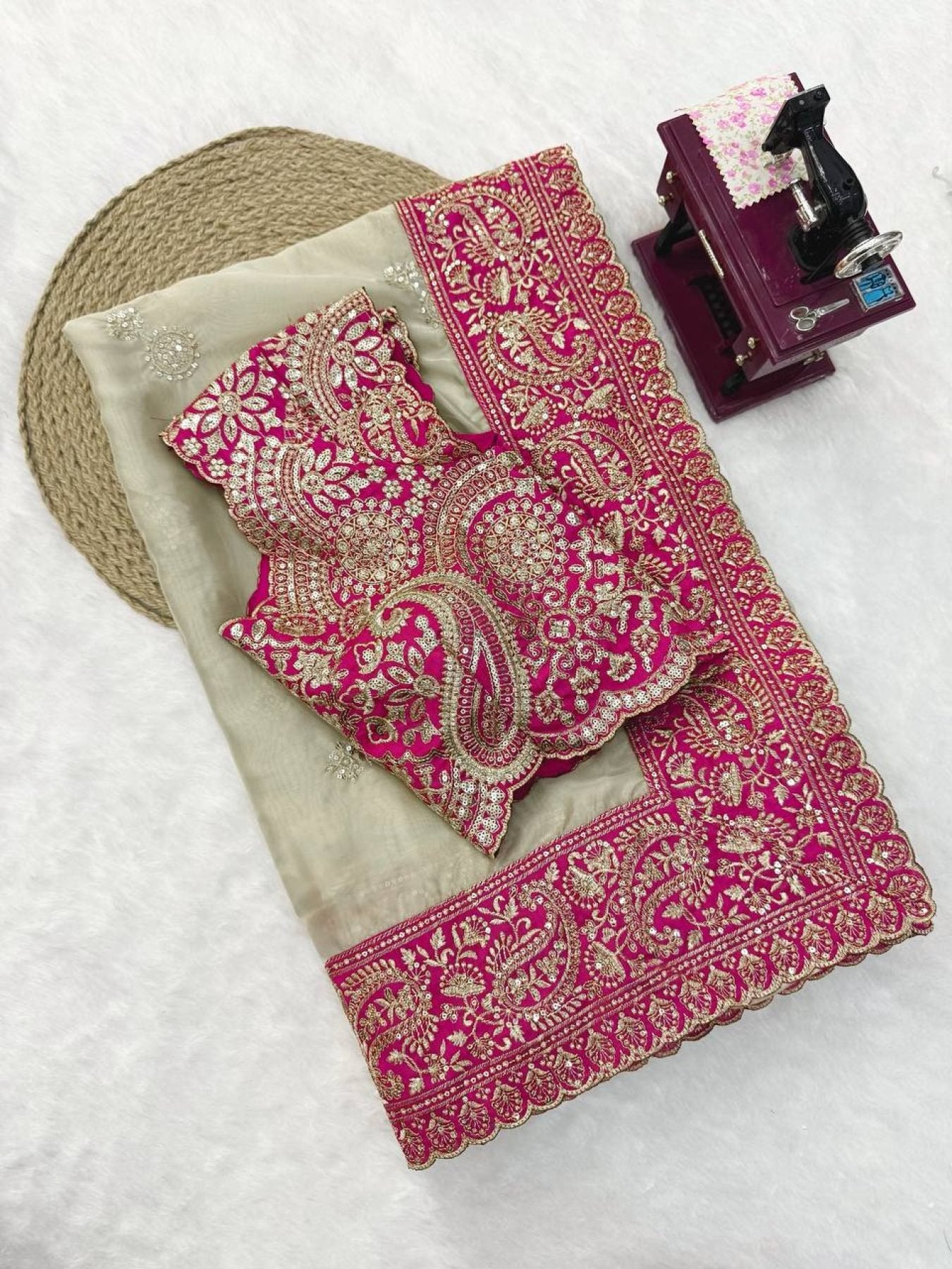 Cream Organza Saree - detail view 14