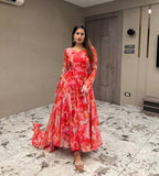 Organza With Digital Print Kurti Set embroidery close-up