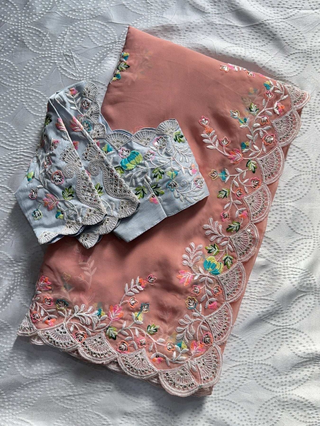 Peach Georgette Saree - pallu design detail