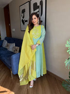 Mul Chanderi Kurta Pant Set with Banarasi Lagadi Dupatta for women | Snyvia