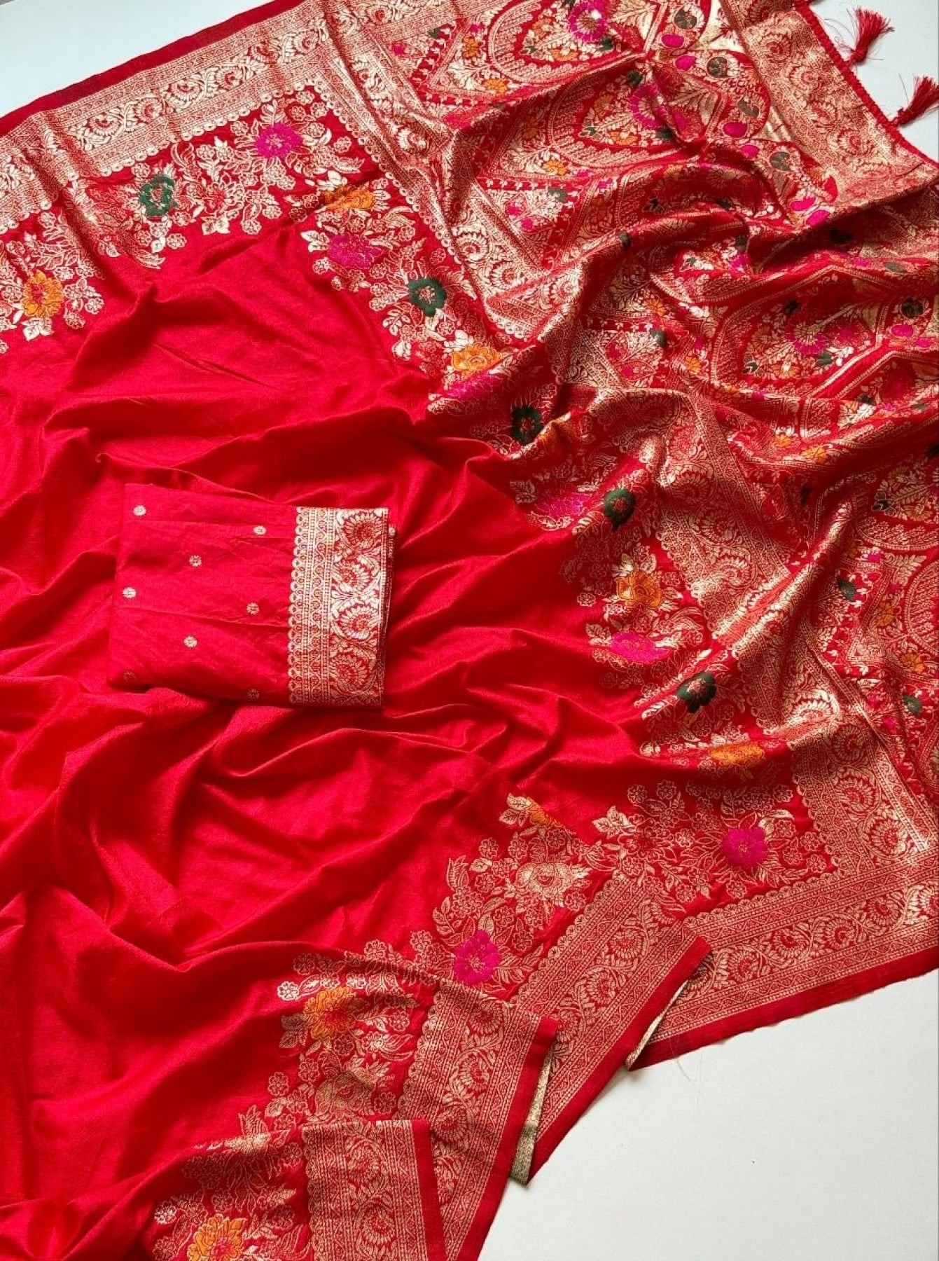 Red Georgette Saree - embroidery work detail