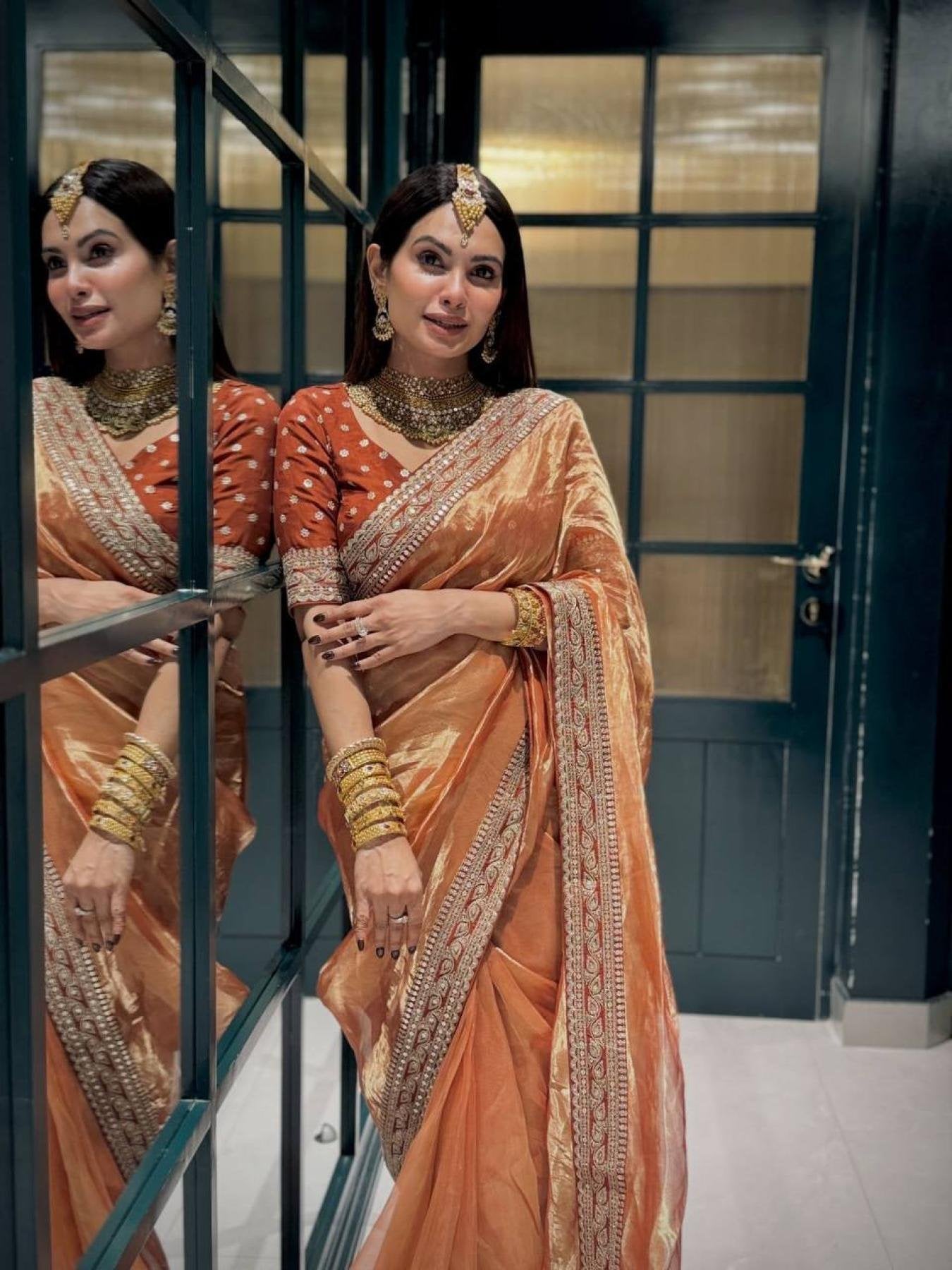 Orange Saree - blouse and border close-up