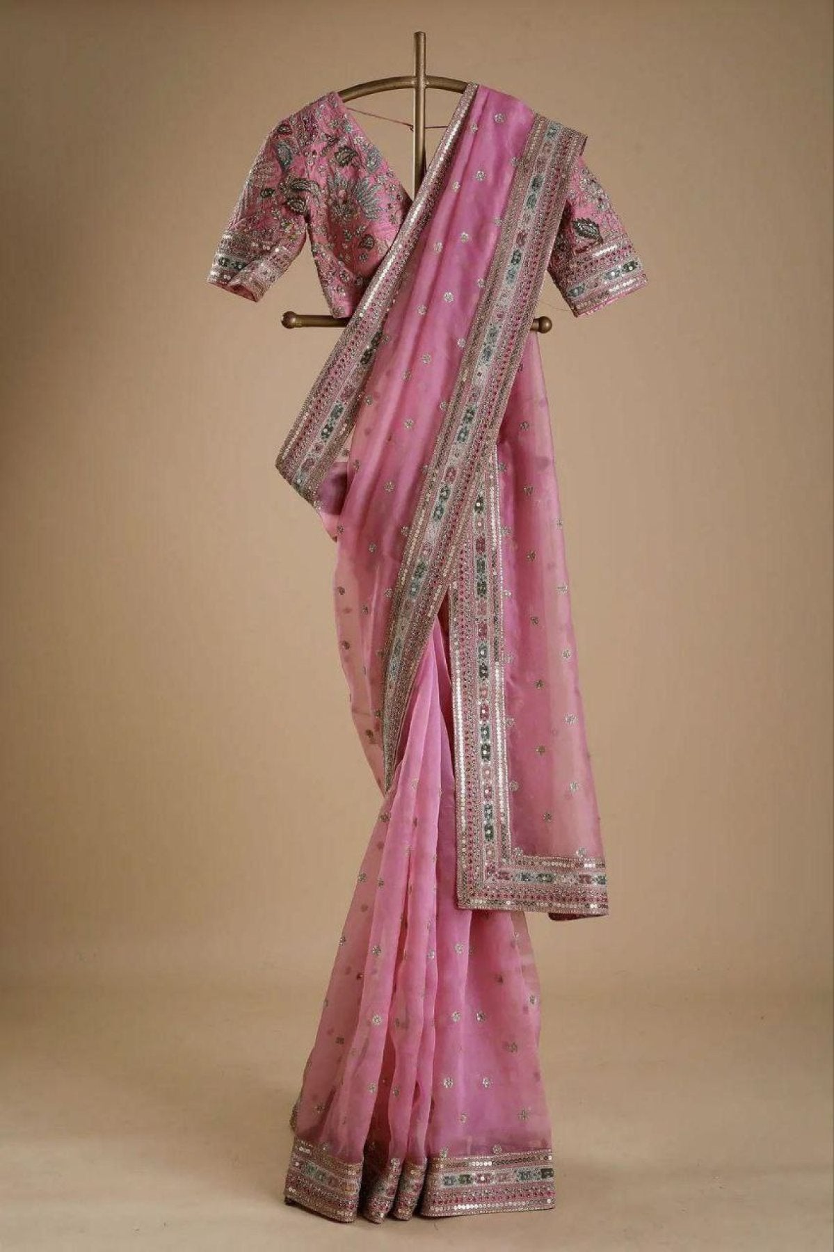 Organza Saree - drape and pallu detail