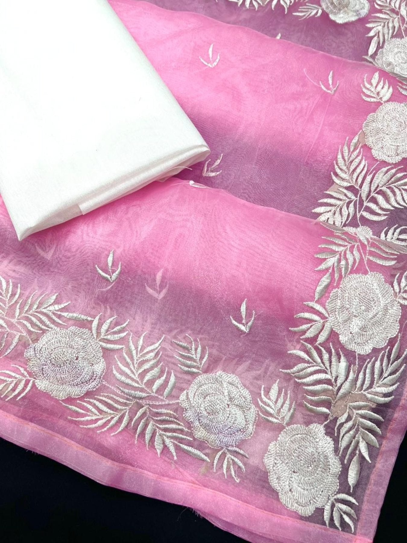 Organza Saree - embroidery work detail