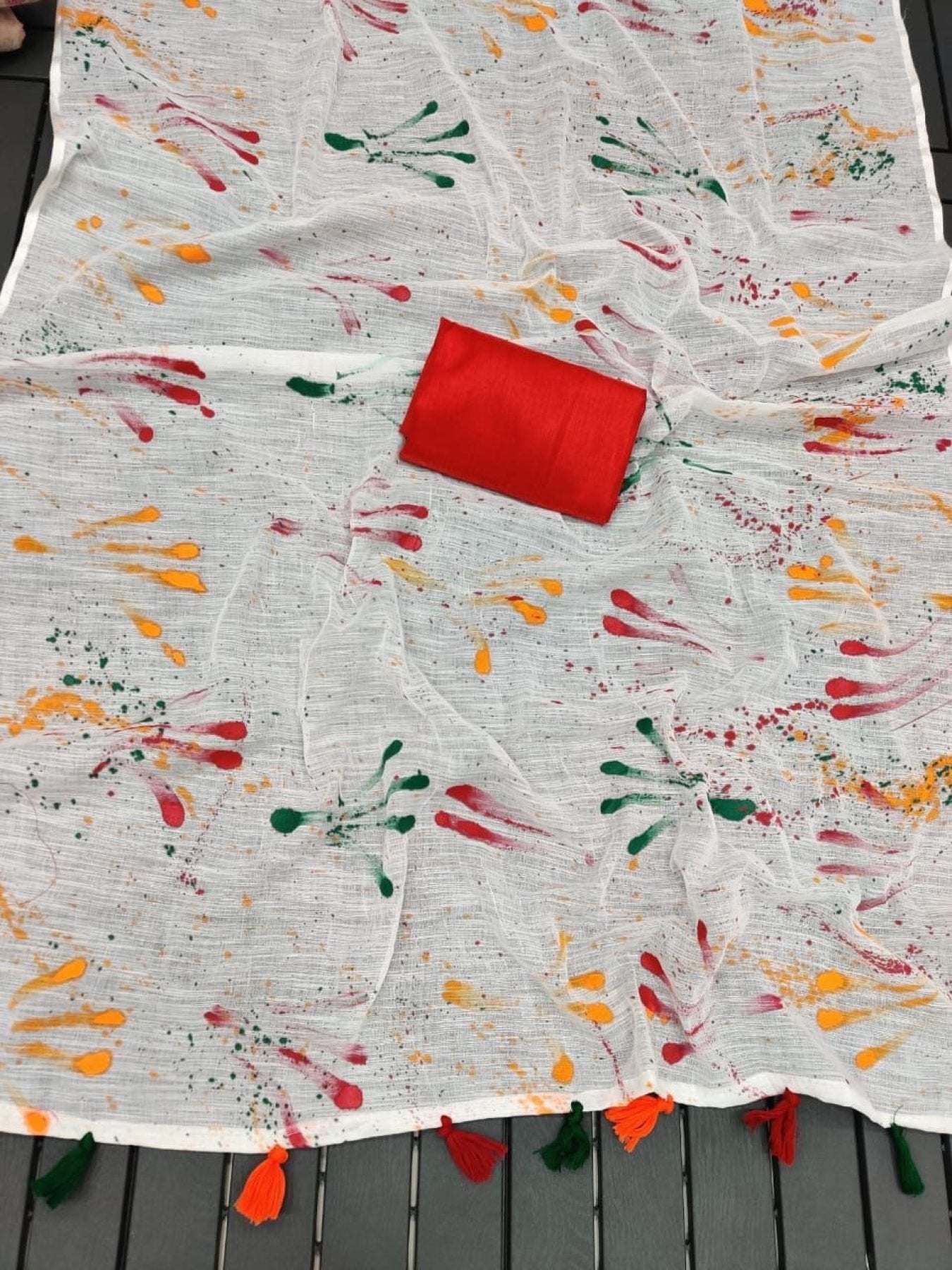 Linen Saree - fabric texture close-up