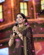 Saree - blouse and border close-up