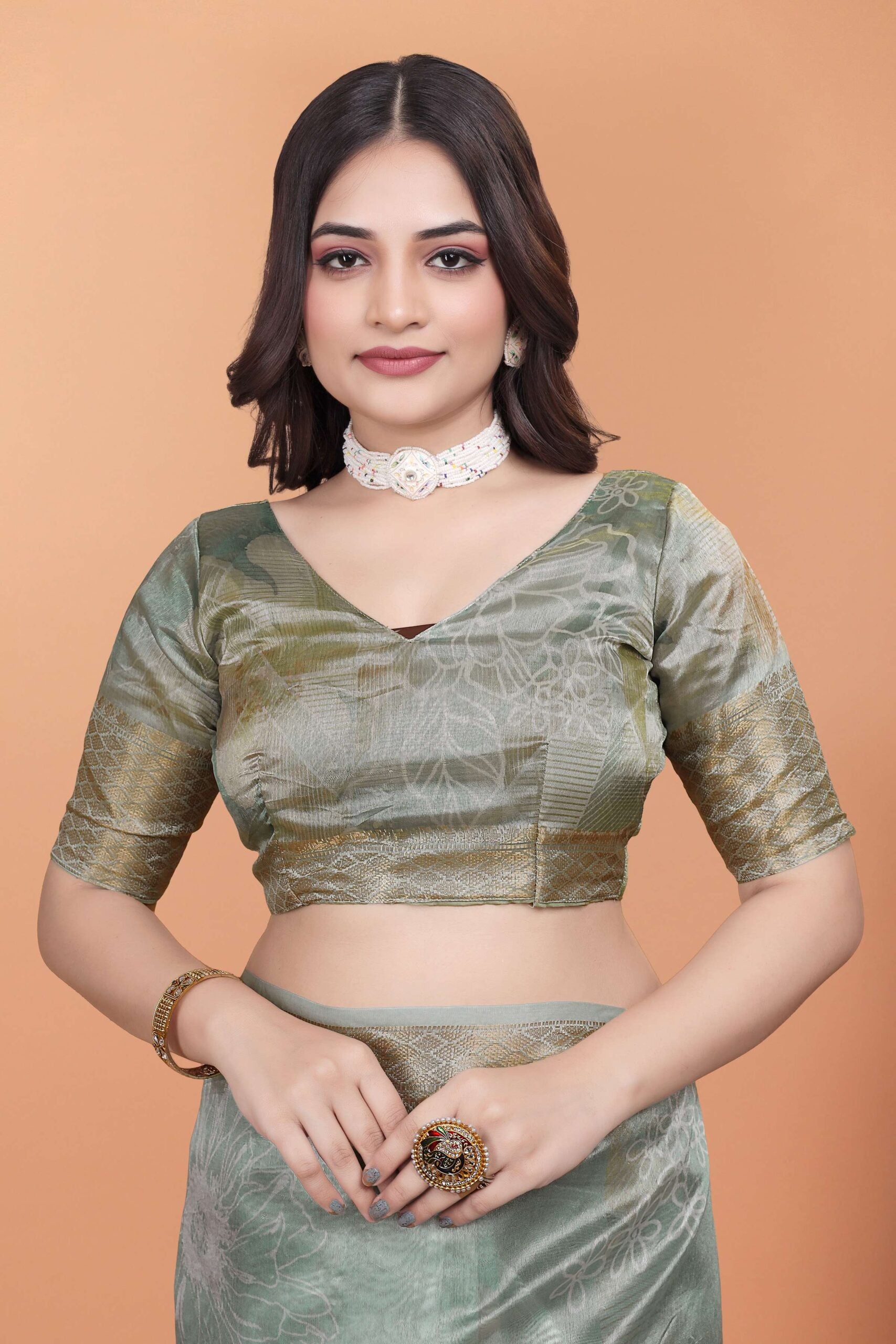 Add a touch of serene Saree