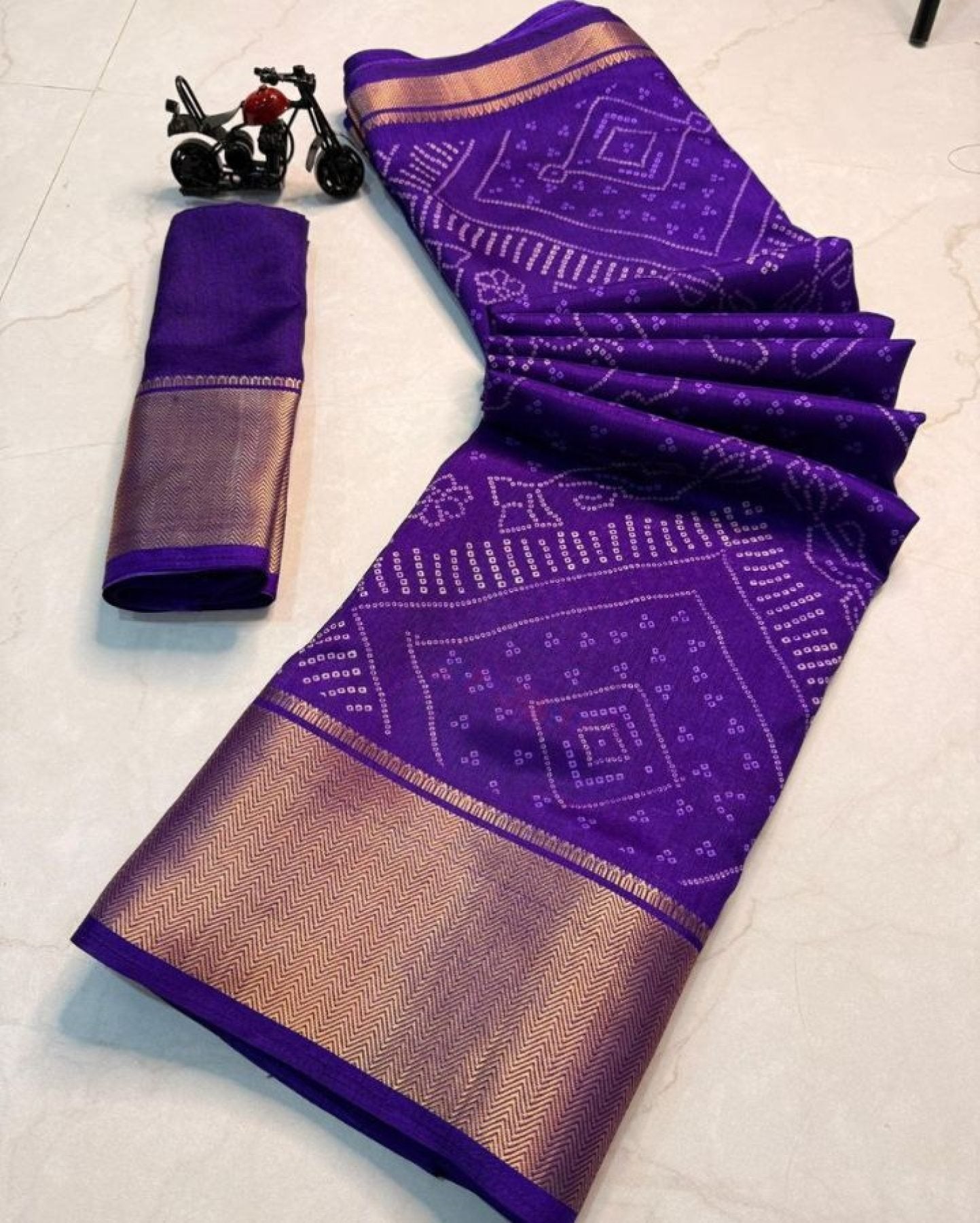 Dola Saree for women - full front view | Snyvia