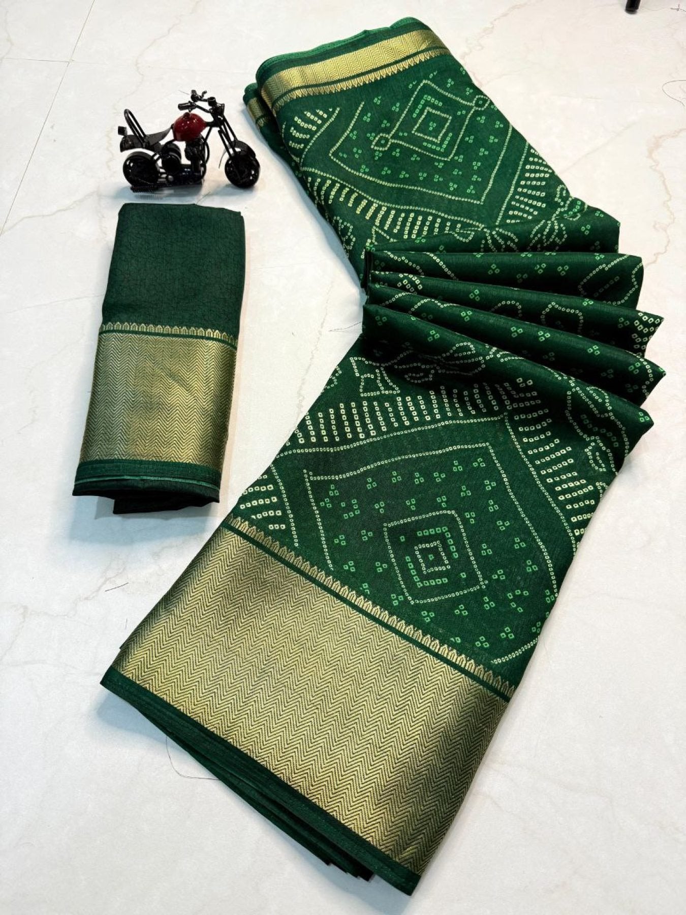 Dola Saree - side drape view