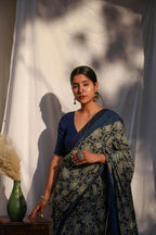 Linen Saree - side drape view