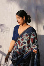 Linen Saree - fabric texture close-up