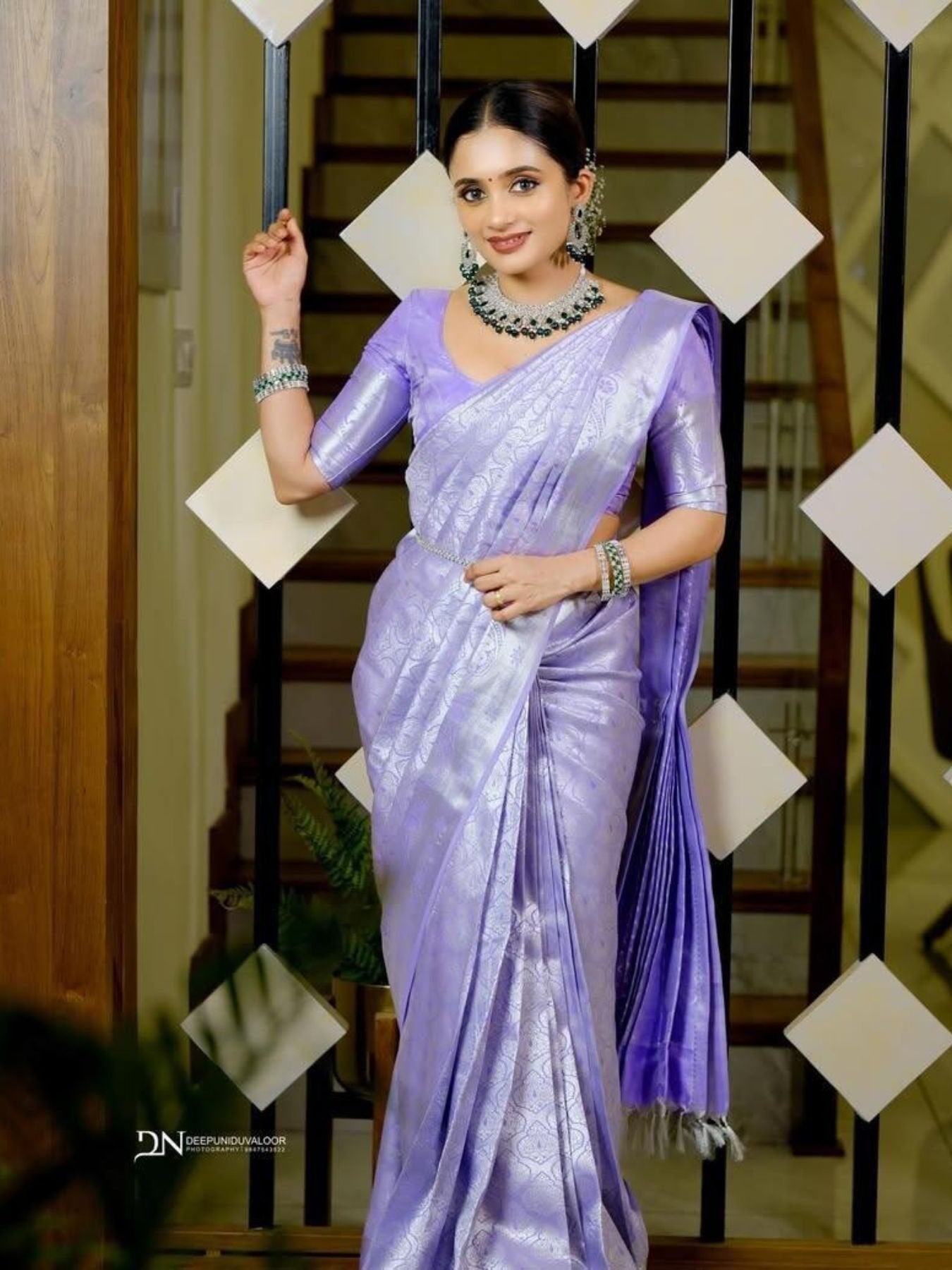 Lavender Banarasi Saree for women - full front view | Snyvia