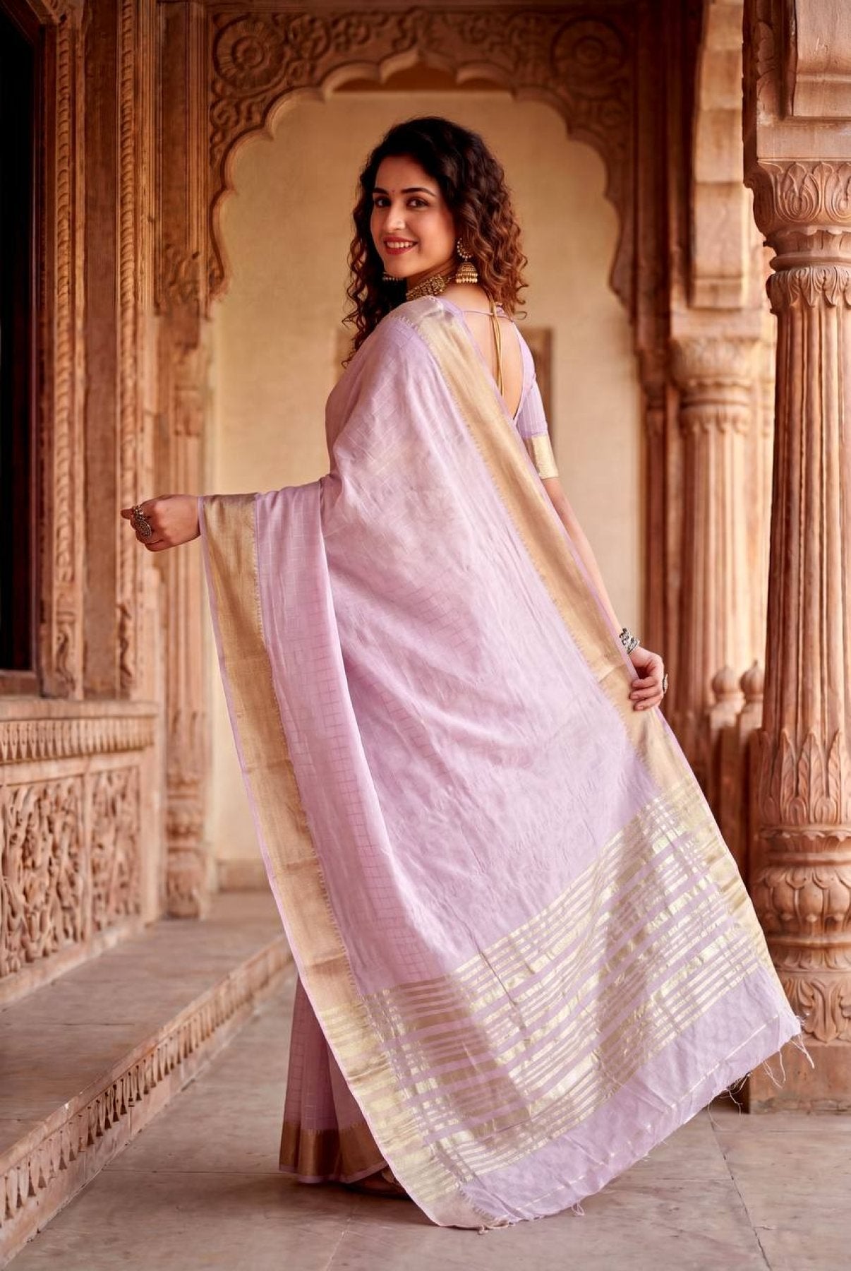Lavender Cotton Saree - blouse and border close-up