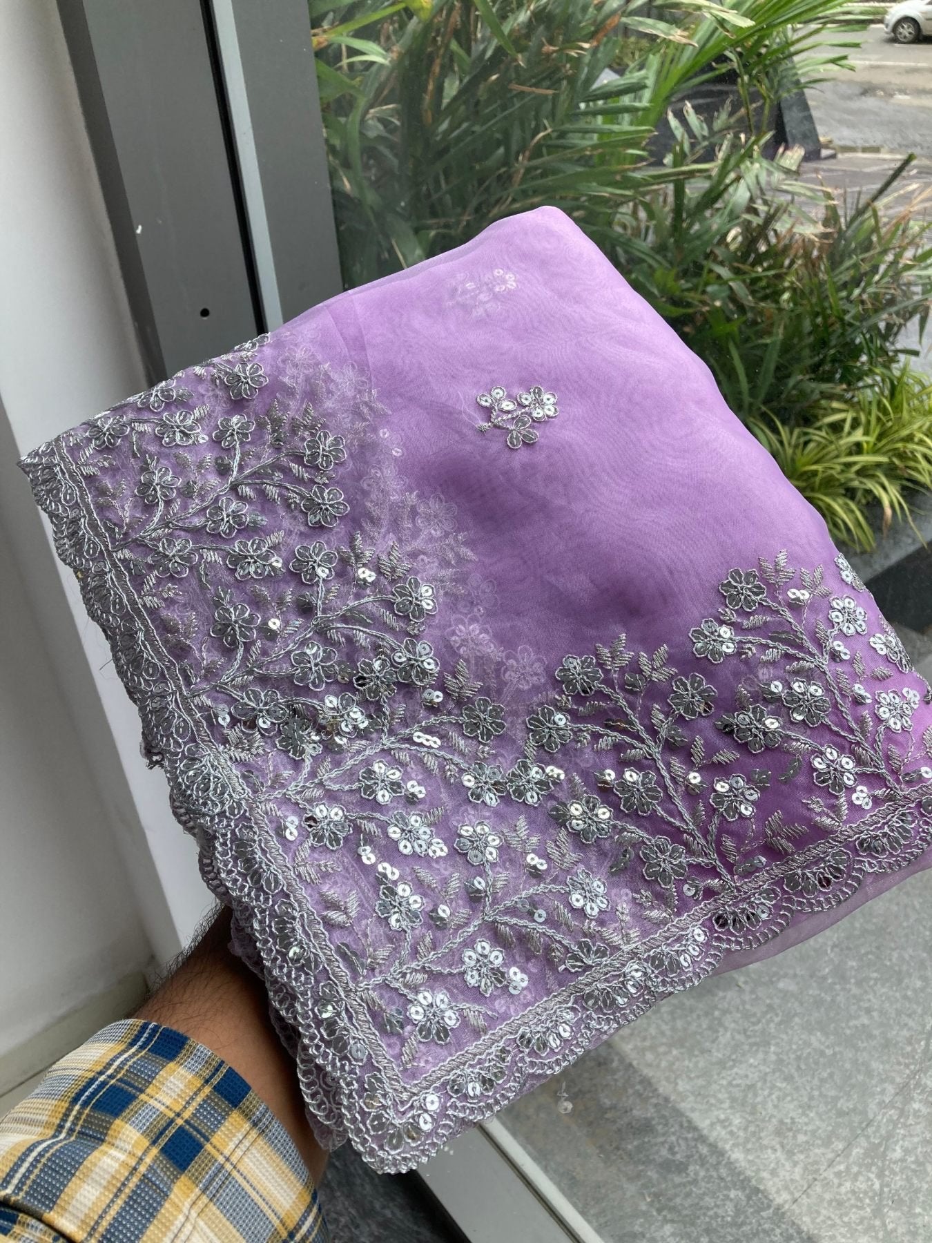 Lavender Organza Saree - detail view 15