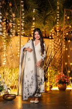 White Viscose Chanderi Printed Kurta Set styling view