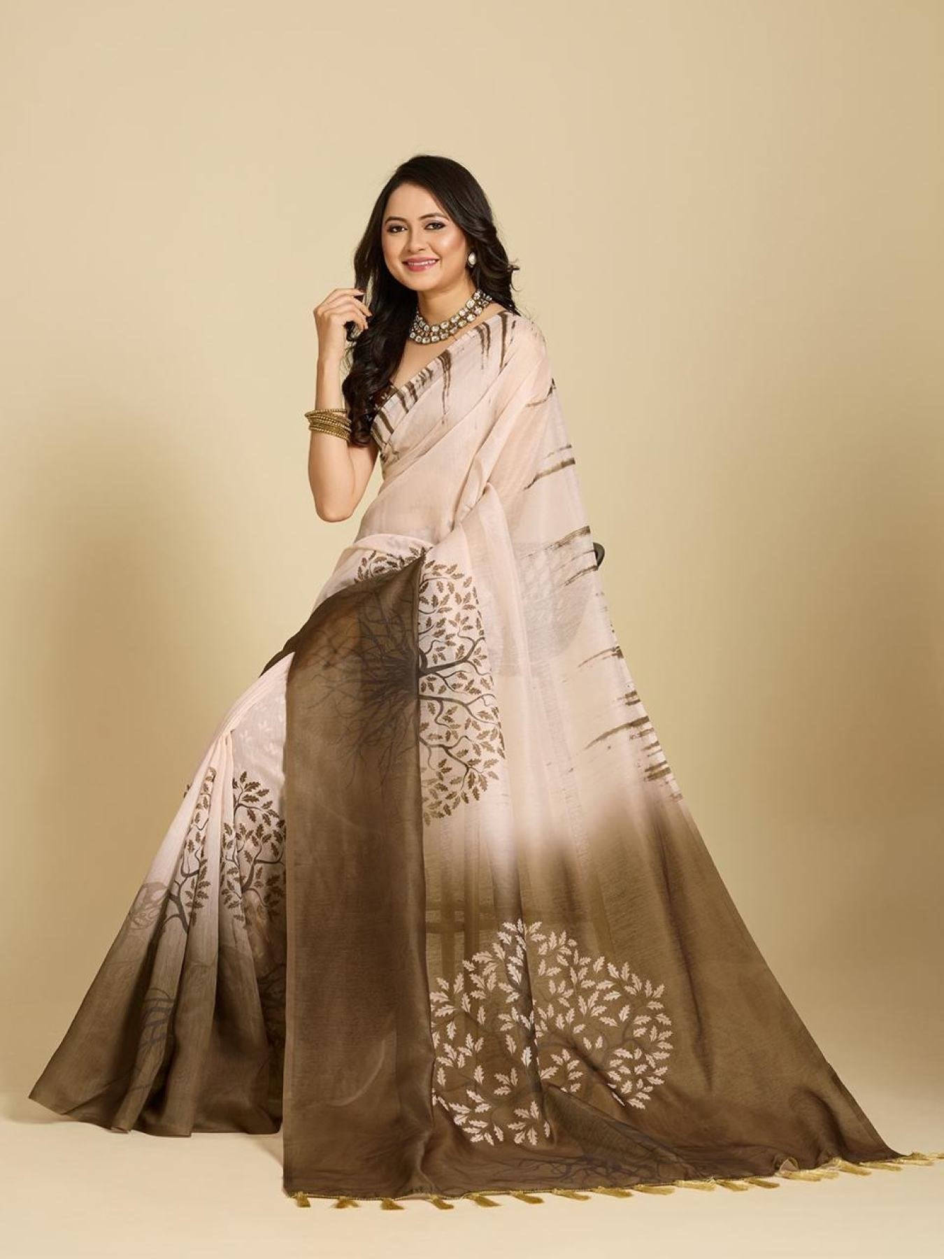 Linen Saree - drape and pallu detail