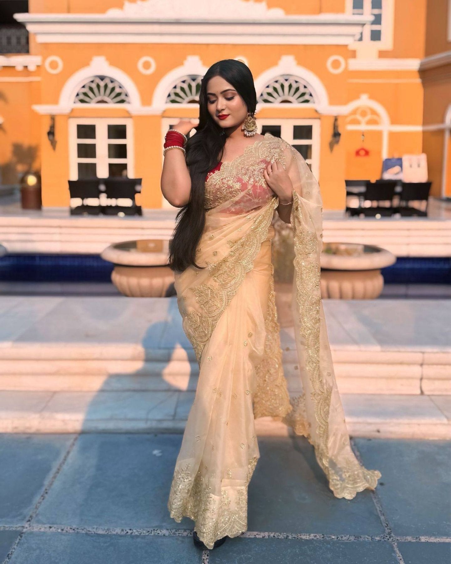 Gold Organza Saree - side drape view
